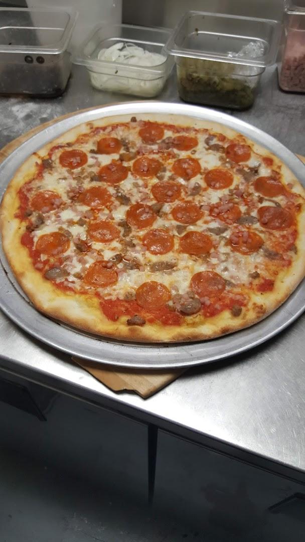 Mamma Mia's Pizza and Pasta